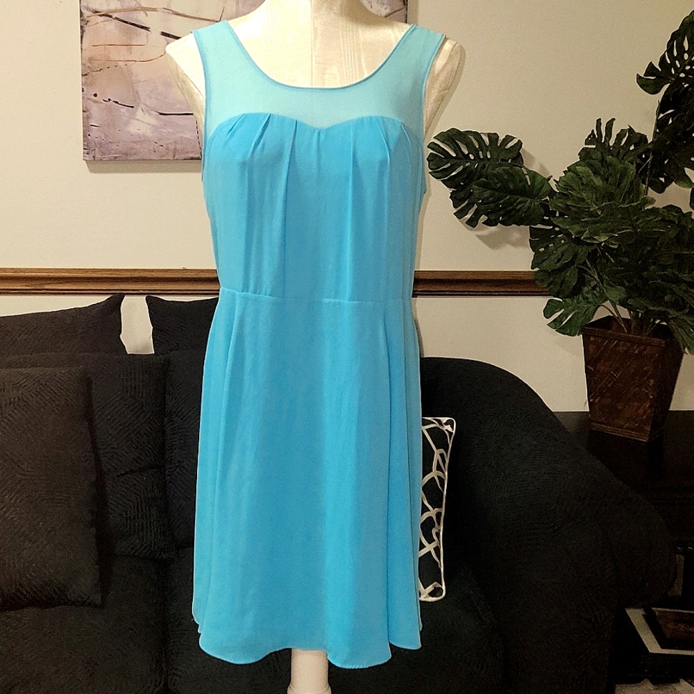 Tiffany blue dress by Express  size (12)